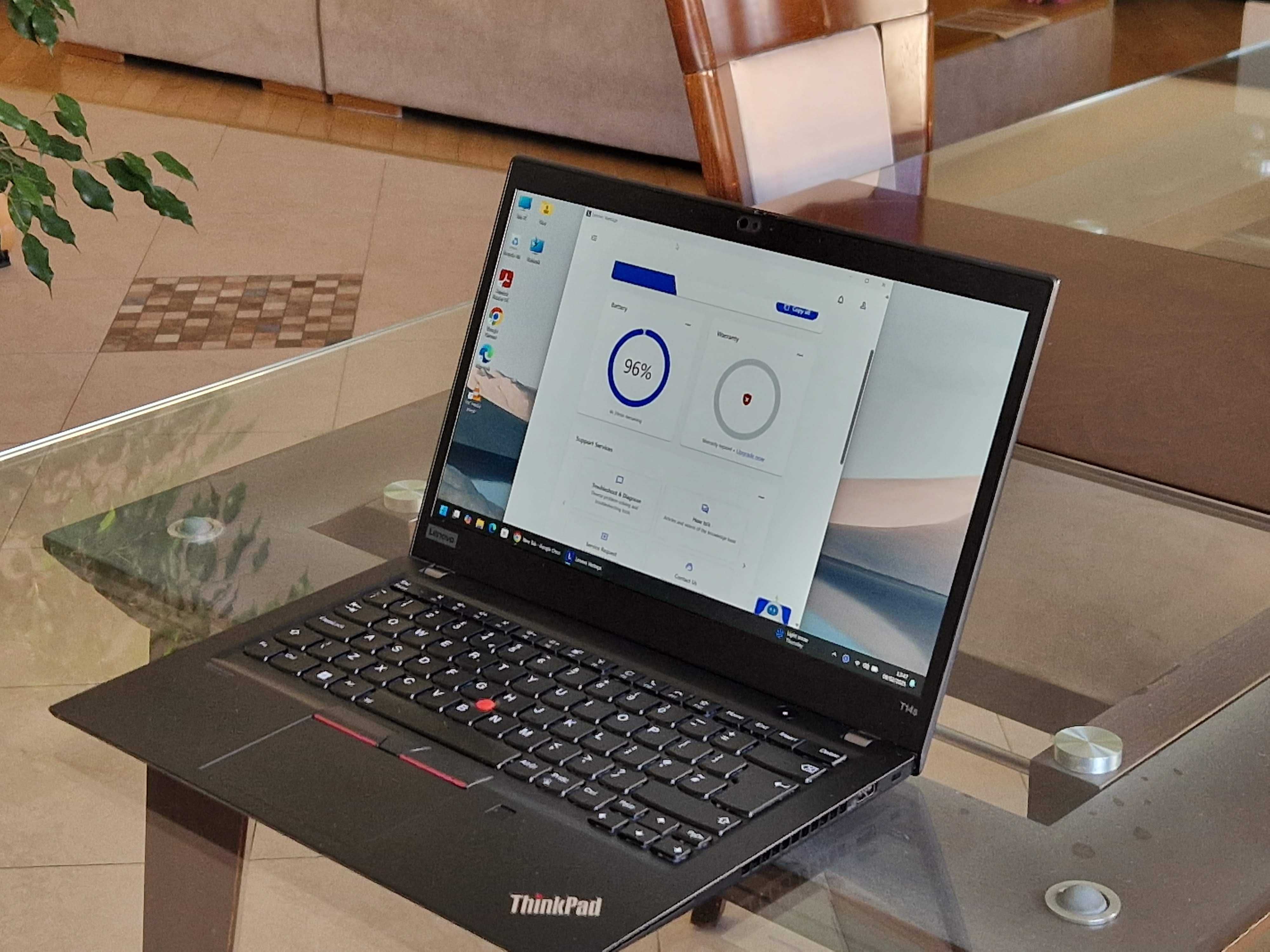 Thinkpad T14s, i5-10210u, 8GB, 256GB SSD NVMe