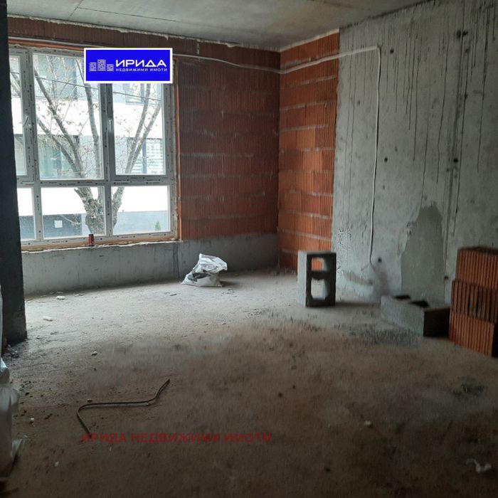 Продава се Тристаен апартамент в София, Хаджи Димитър - 119 кв.м за 1551 €/кв.м - Снимка #6