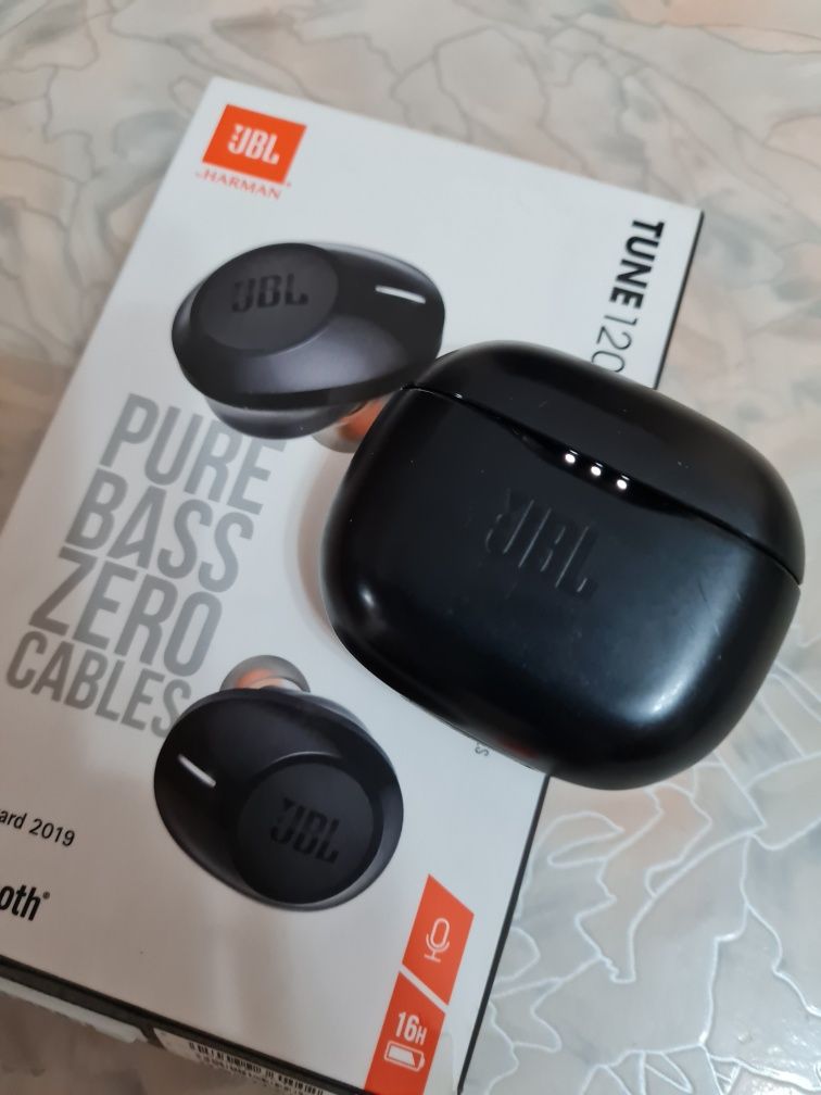 JBL Tune 120 TWS