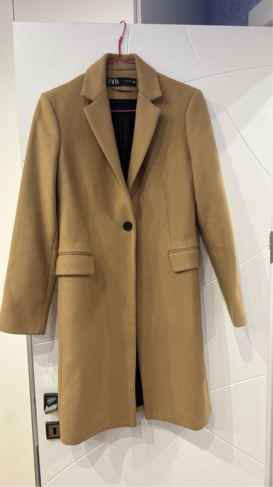 Палто Zara цвят Camel