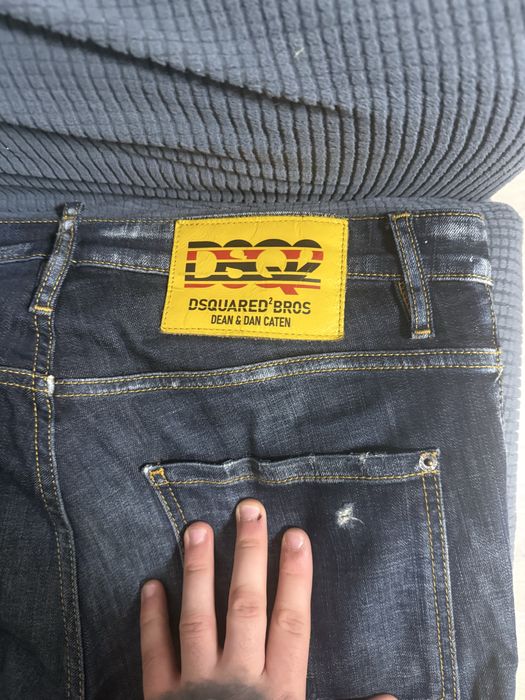 Blugi in stare perfecta marca dsquared2