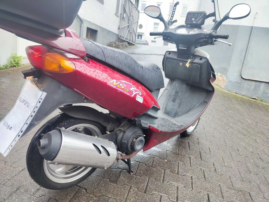 Scuter 125 ccm adus din Germania