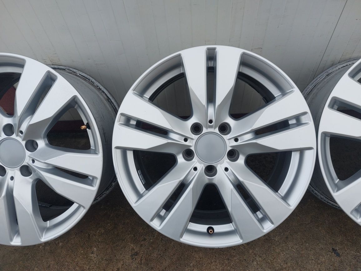 Jante aluminiu ORIGINALE r17 / Mercedes Vw Skoda Seat  Audi / 5x112
