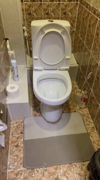 Bezaklar kvartira Shahriston metro yaqnida