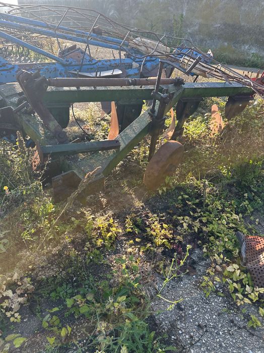 Плуг 4 корпусен за Тк80, Беларус