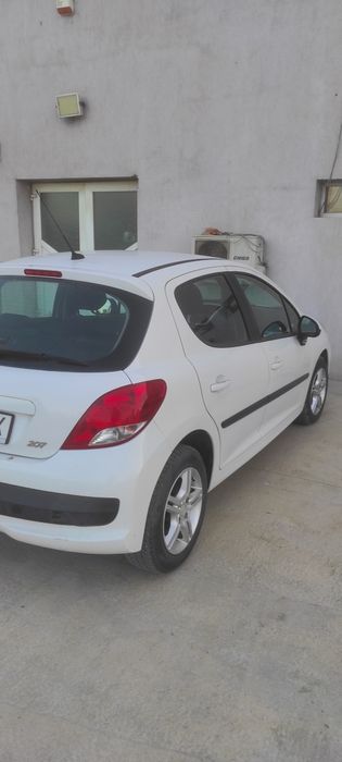 Peugeot 207 HDI 1400 , puțin folosită ,