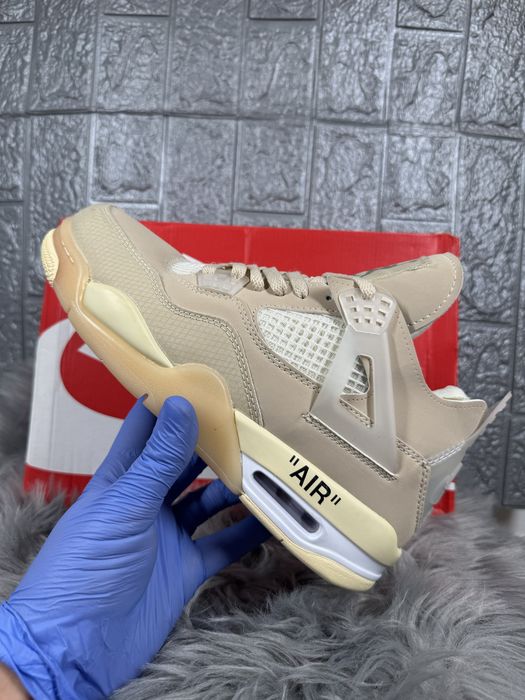 Air Jordan 4 Sail