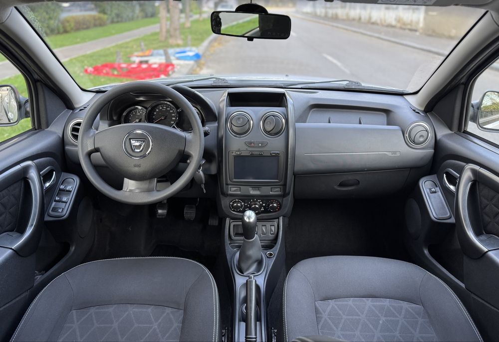 Dacia Duster 2016 Prestige 1.6MPI Pachet Off-Road doar 145.000KM