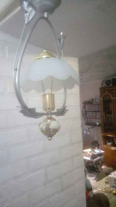 Пролам люстру срочно нужен