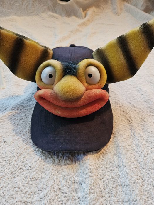 Уникална шапка ръчна изработка