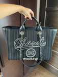 Geantă CHANEL Deauville Originală – Nepurtată, cu etichete
