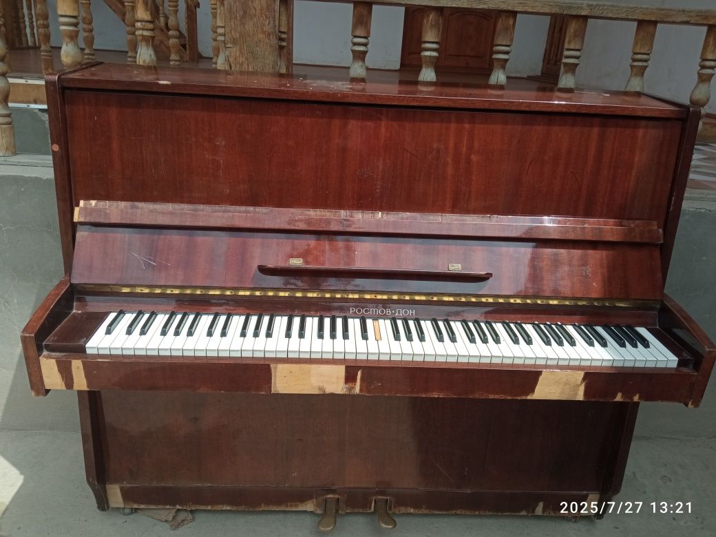 Pianino sotiladi
