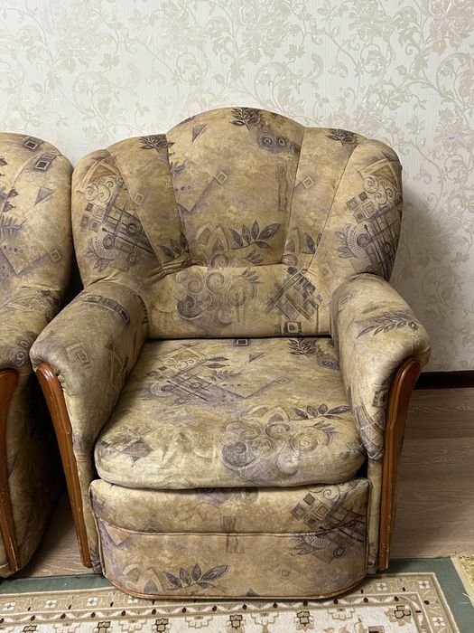 Диван мягкая мебель раскладываеться есть место для хранения