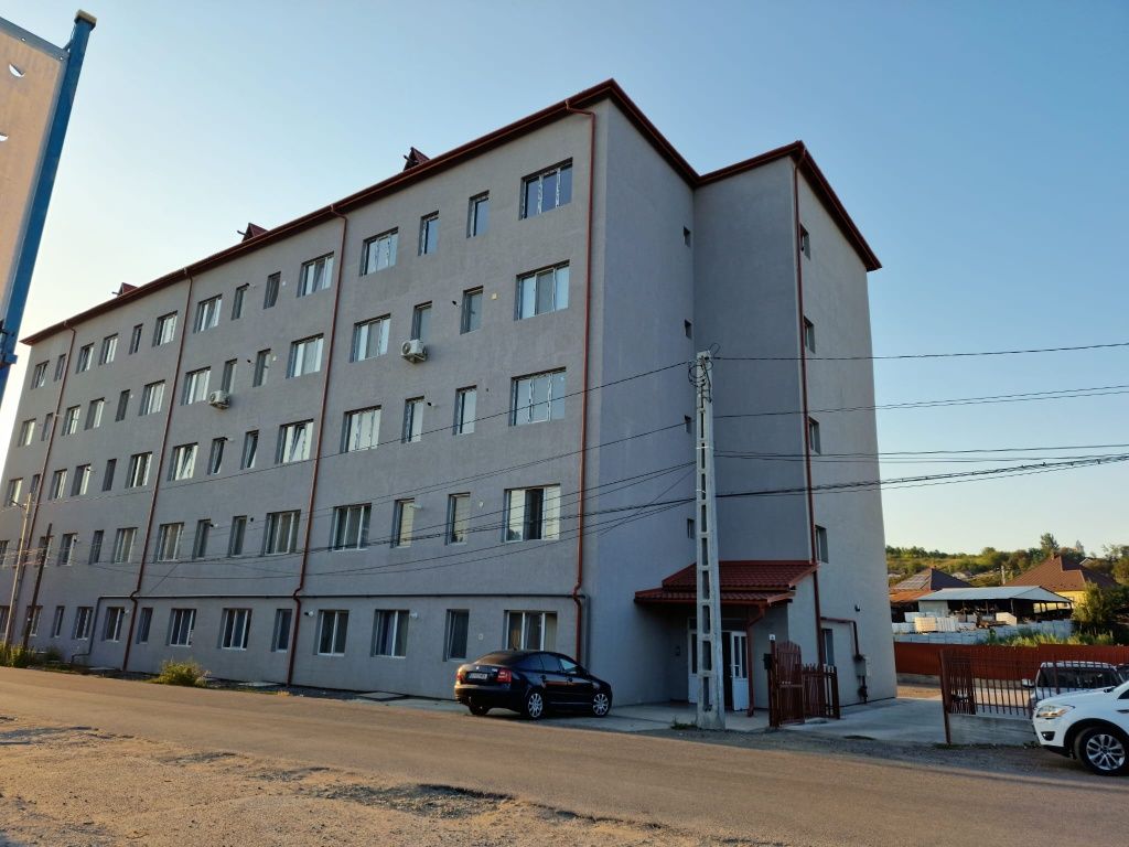 Apartament / Spațiu comercial - 54mp Criseni