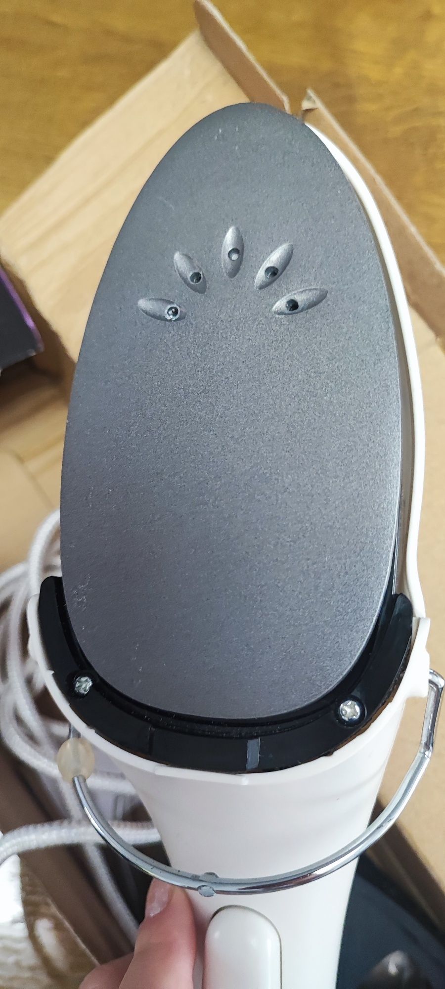 Dispozitiv de călcare haine SilverCrest