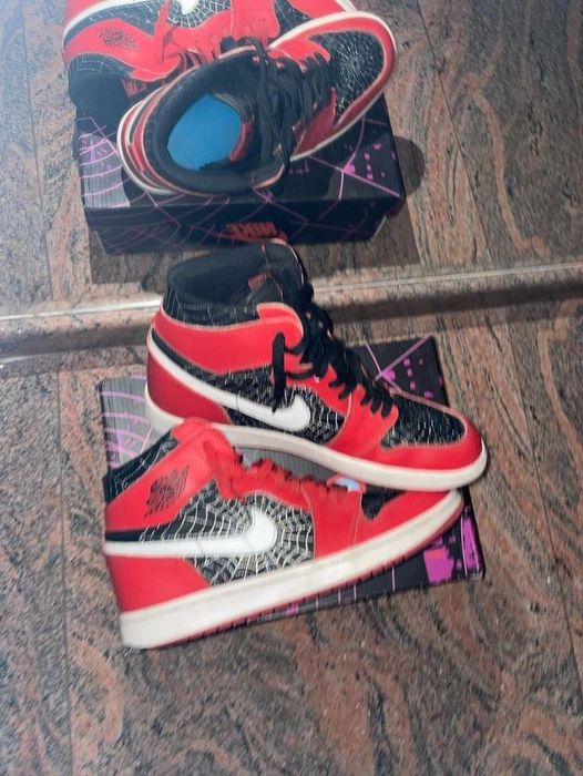 Jordan 1 high spiderman