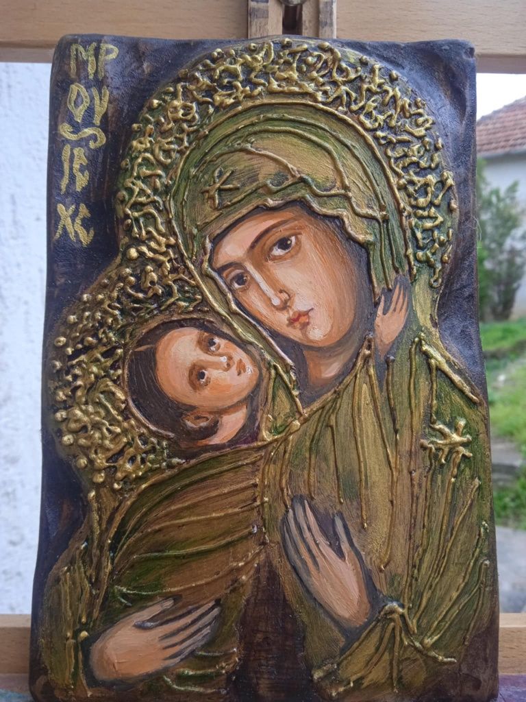 Ръчно изработени икони и картини