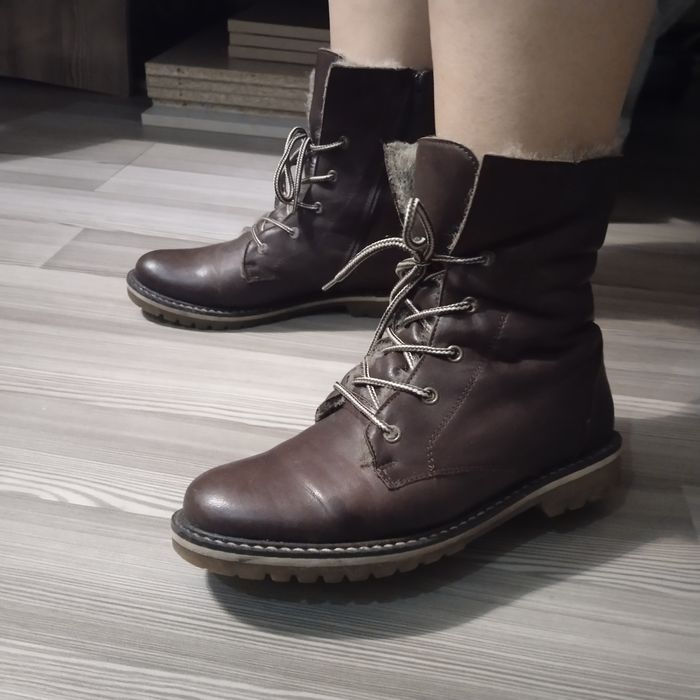 Зимняя женская обувь