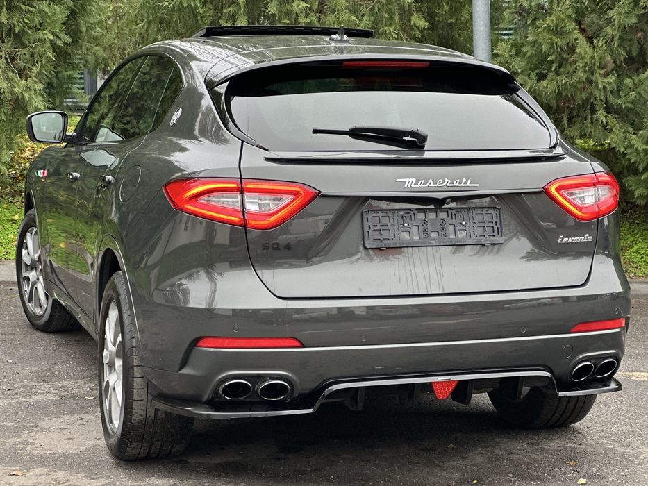 Maserati Levante 2018 3.0d 275cp 4x4 SQ/Panorama/PerneAer/360”/Keyles!