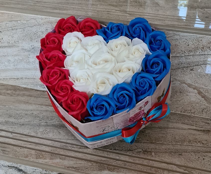 Aranjamente trandafiri de sapun