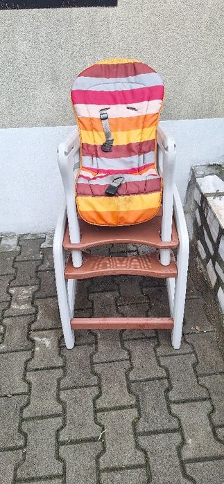 Scaun de masa ..