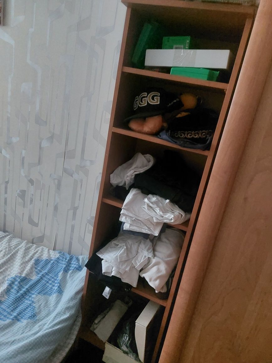 Продам мебель, монитор