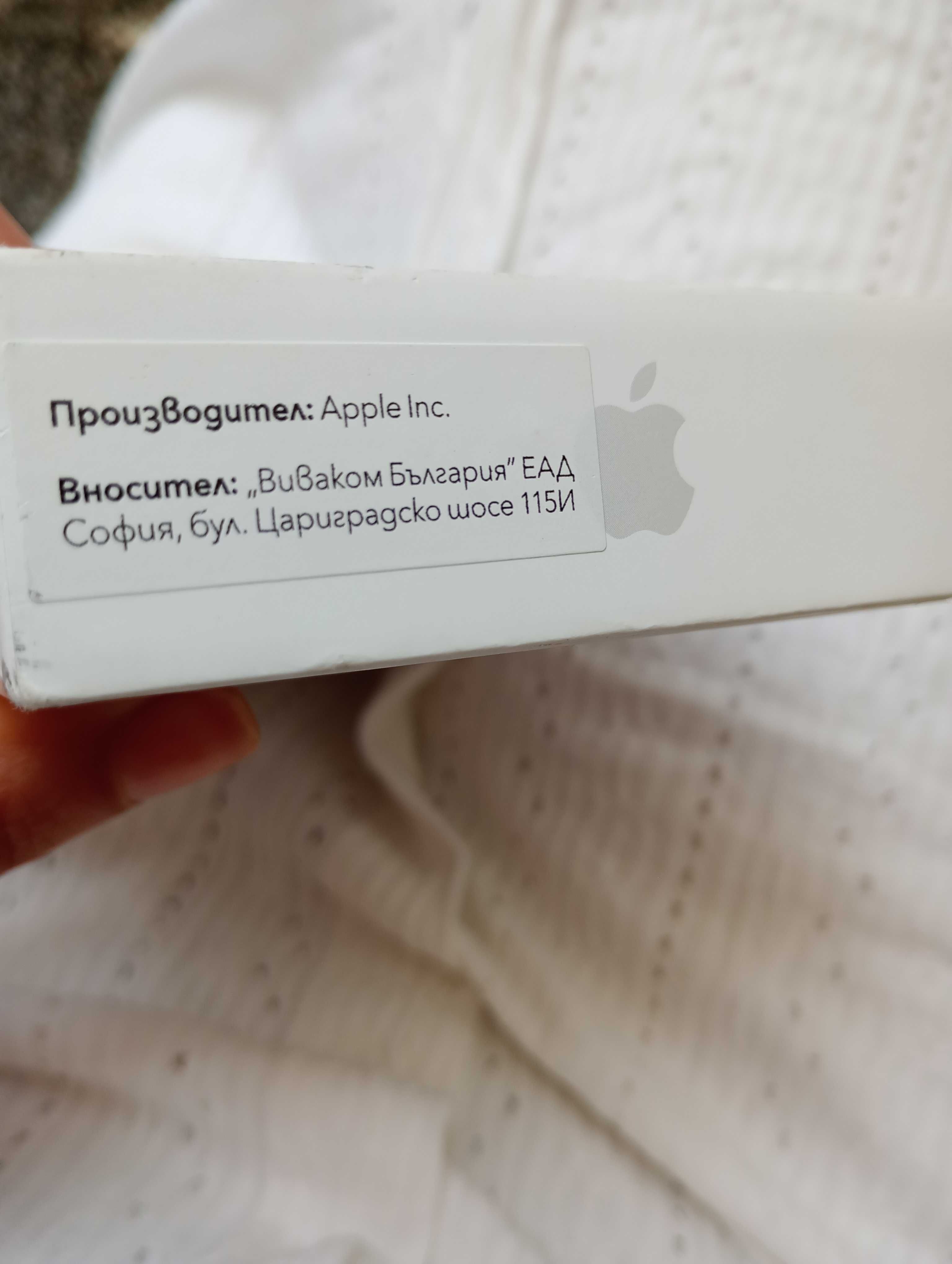 Iphone 16, нов - бял