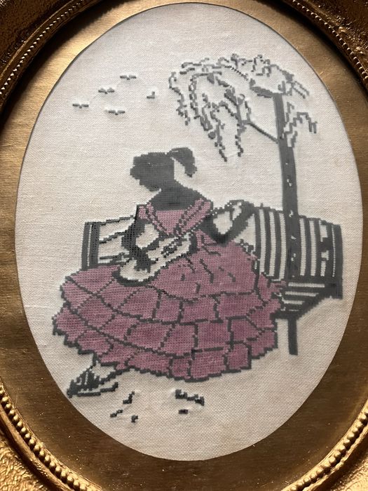 Гоблен в елипсовидна рамка