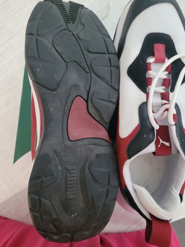 Маратонки Puma Thunder fashion бяло с червено и черно