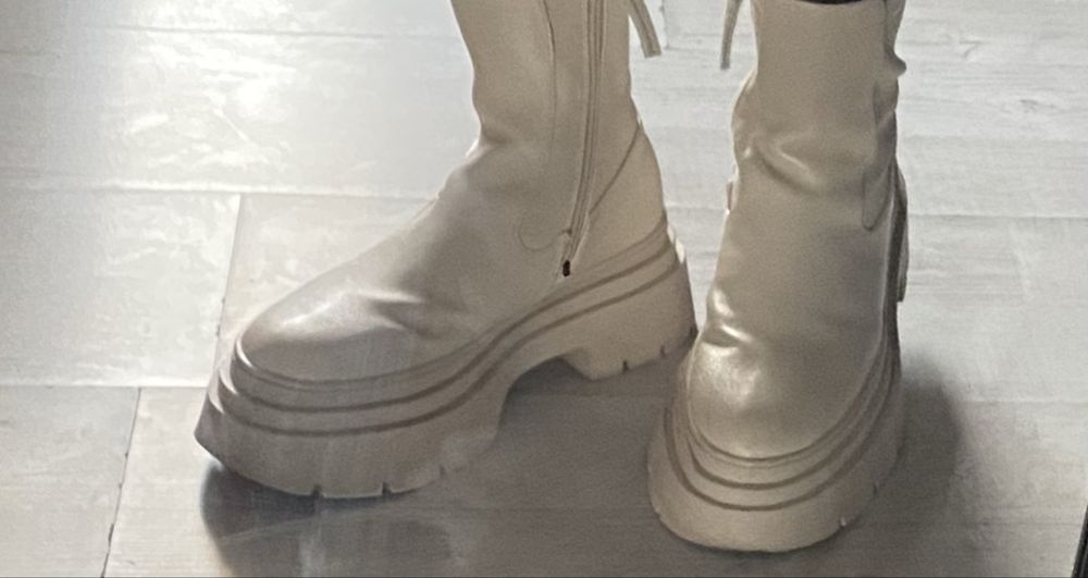 Ghete imitatie piele