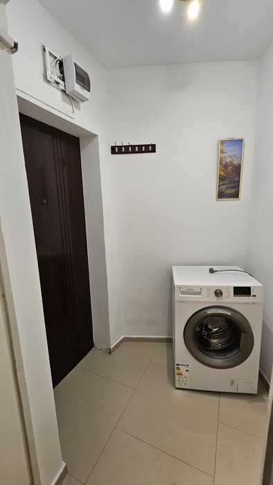 Inchiriez garsoniera vis-a-vis de McDonalds lângă Urban Plaza Particul