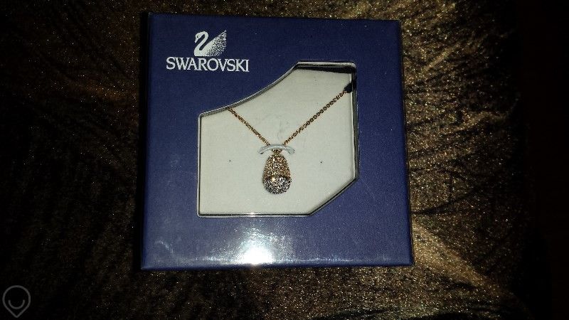 Swarovski колие