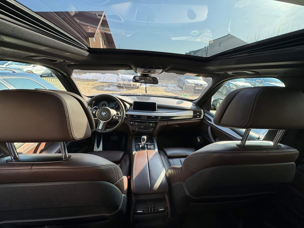 BMW X5 F15 2018 3.0D 258CP M Packet