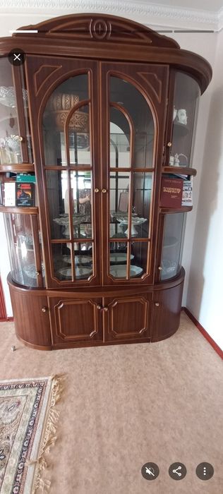 Сервант сатылады.Суйеги мыкты, жаксы сапалы