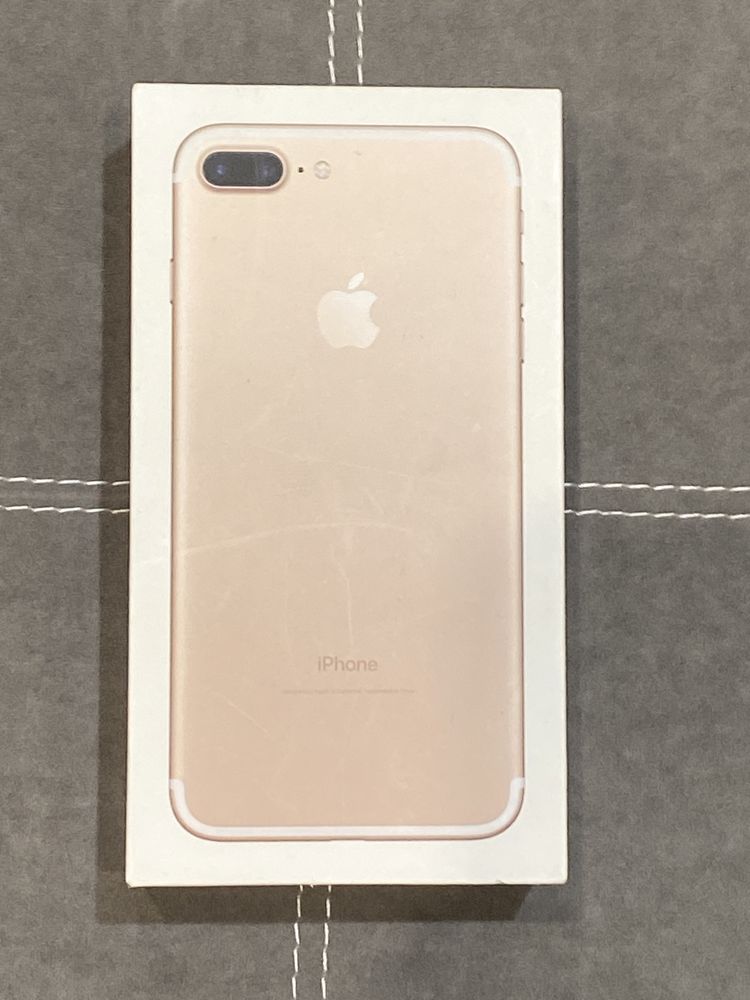 IPhone 7 Plus в идеальном состоянии , торг уместен