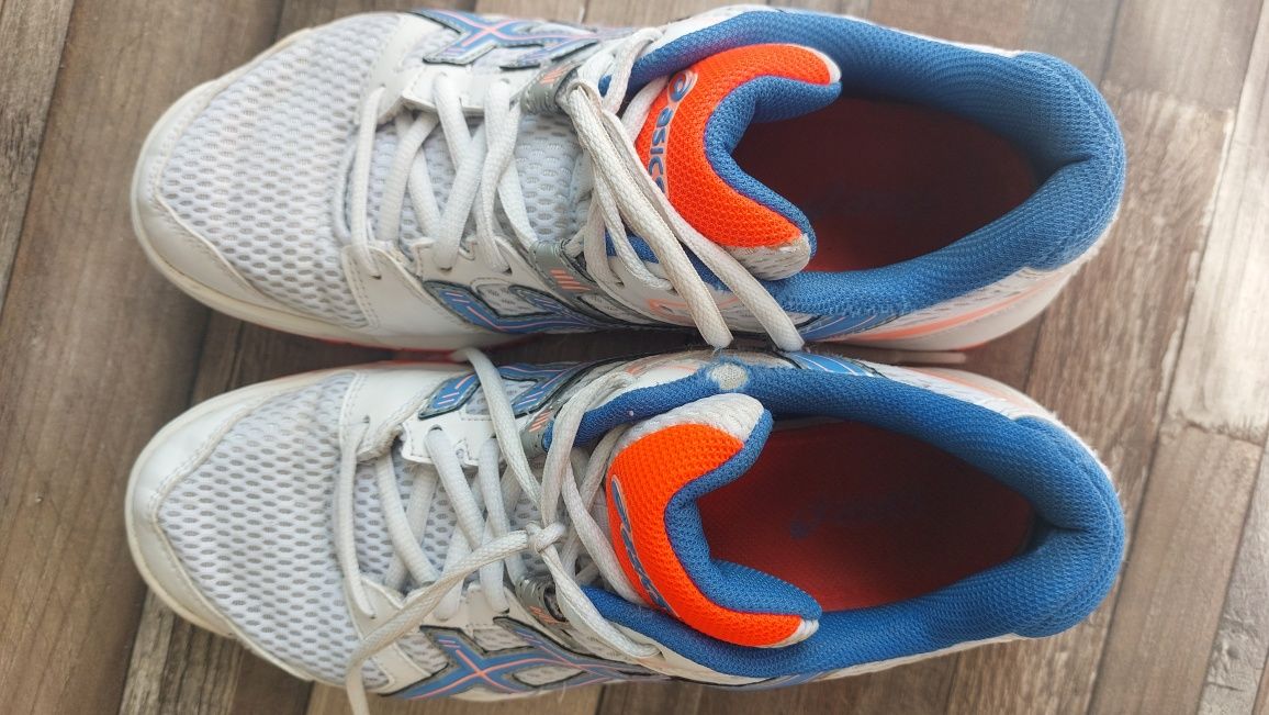 Adidasi Asics Handbal
