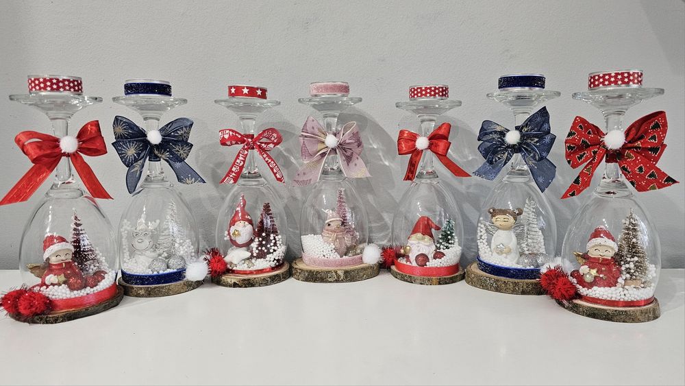 Коледни свещници