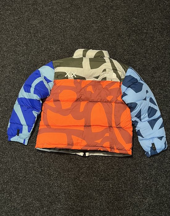 Geaca The North Face x Kaws Alba/Portocalie Premium / 2025