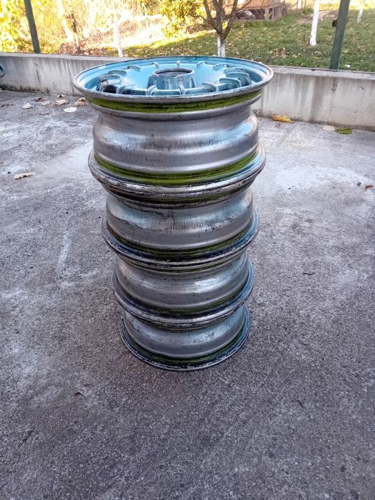 Продавам джанти за Мерцедес 14 цолови