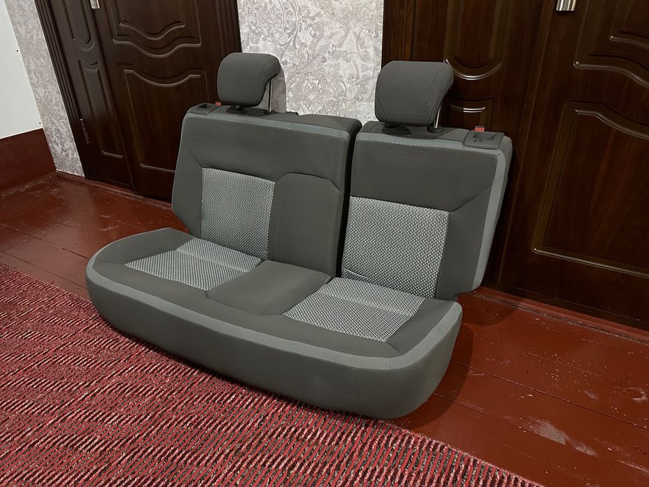 Cobalt sideniya komplekt, Cobalt o'rindiqlari Cobalt sidena