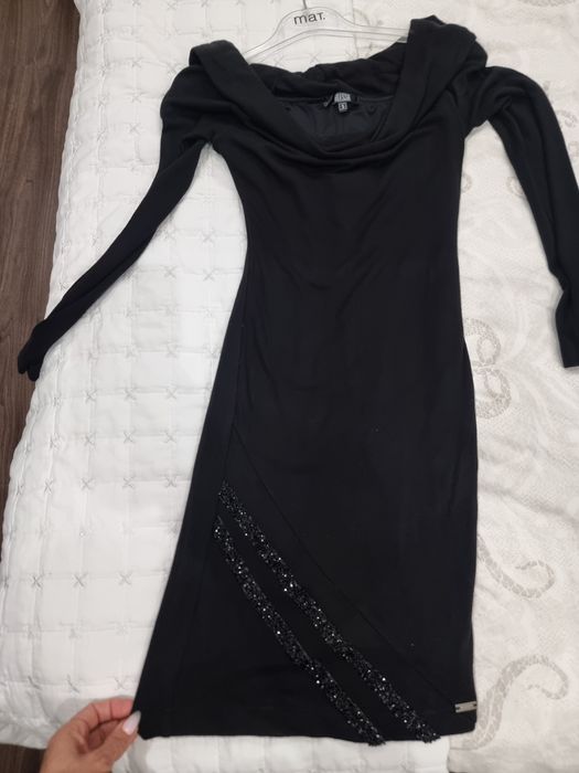 Рокля  Alessa-черна