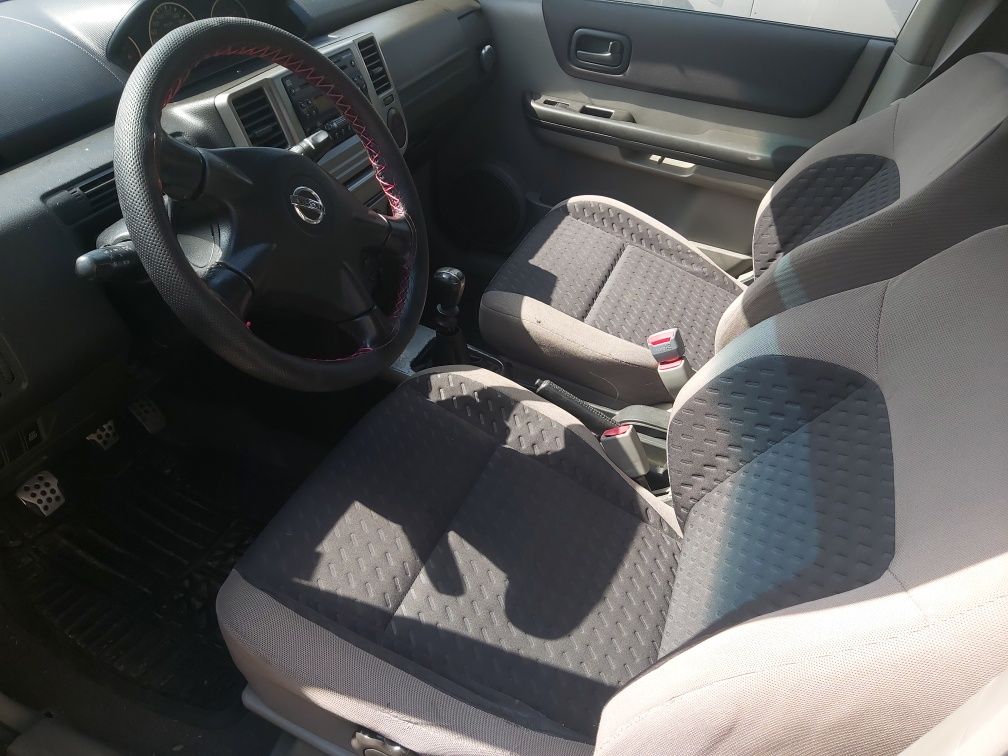 NISSAN E-TRAIL 2.2  136 к.с 4X4 2004 година.