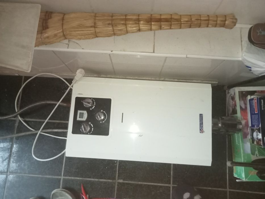 Газовый водонагреватель на запчасти