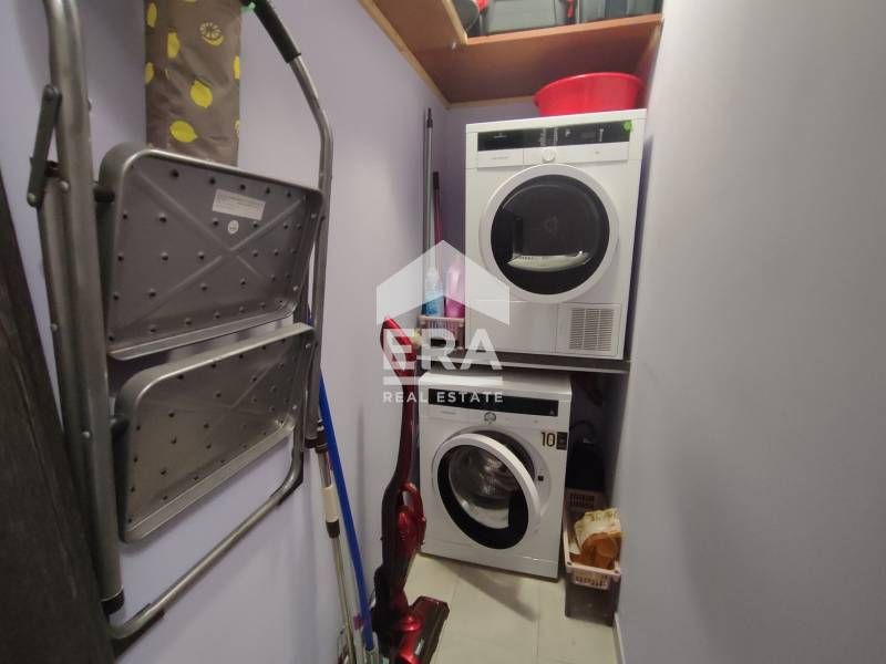 Продава се Тристаен апартамент в Варна, Цветен квартал - 74 кв.м за 2149 €/кв.м - Снимка #10