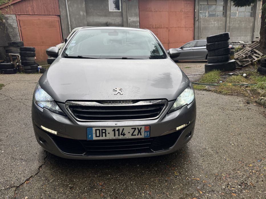 Peugeot 308 - 1.2 benzina - Euro 6 - an fabricatie 2015
