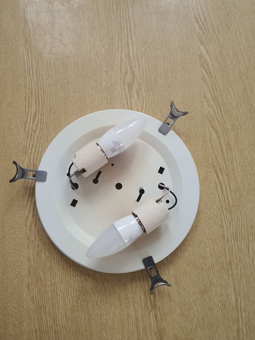 Продам светильники настенные потолочные