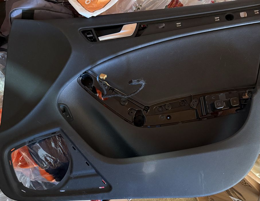 Кори за ауди а4 б8