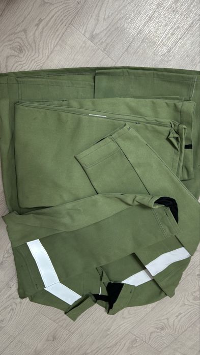 Продаю сварочный костюм Размер 56 . Новый.