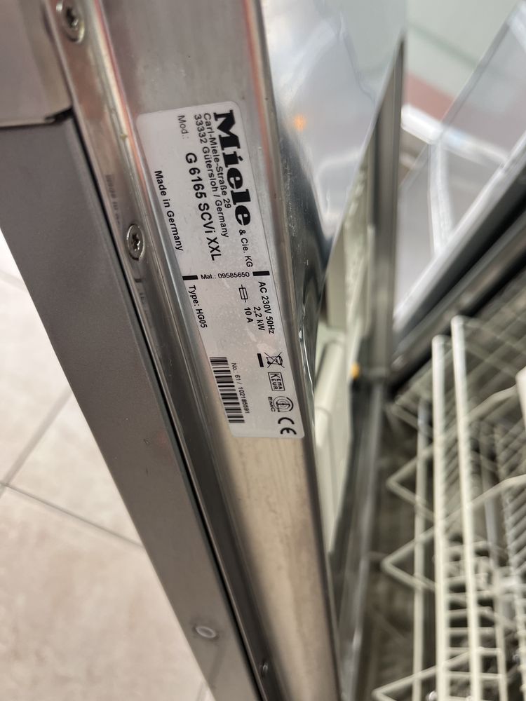Miele G 6165 scVi XXL Инвертор съдомиялна за пълно вграждане/24 м гар