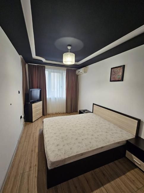 Дава се под наем Тристаен апартамент в Пловдив, Кючук Париж - 90 кв.м за 600 € - Снимка #6